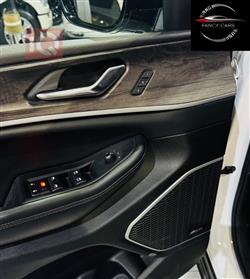 جیپ گراند شیرۆکی